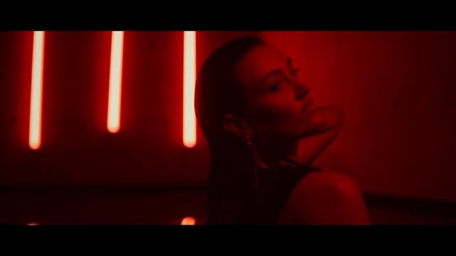 Syn Cole, Dakota - Lights Go Down