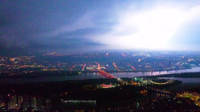 ⚡100 молний в Красноярске - Красочное проявление одного из свойств ЭФИРа в материи.