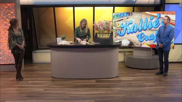 Ozarks FOX AM-Kallie Crafts Rolling Pin Art-05/08/20