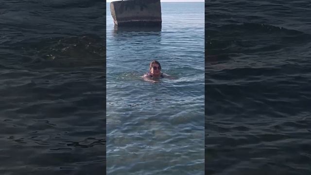 Море так и манит 🌊 Пойду занырну дельфинчиком🐬😁