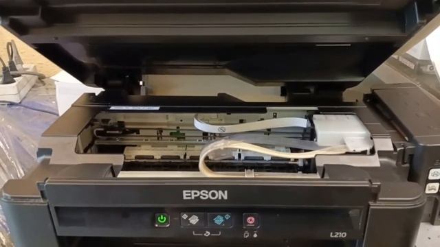 Мигает капля Epson L210 L355 L110 серии