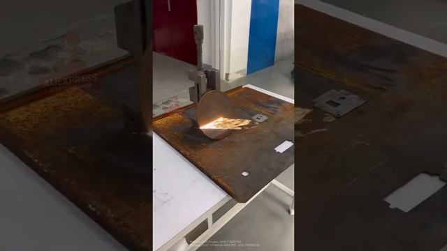 Бесконтактное лазерное удаление ржавчины