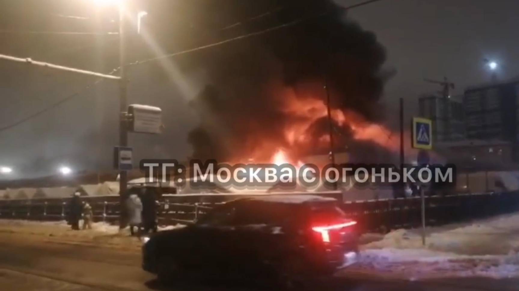 В Москве загорелся Коптевский рынок