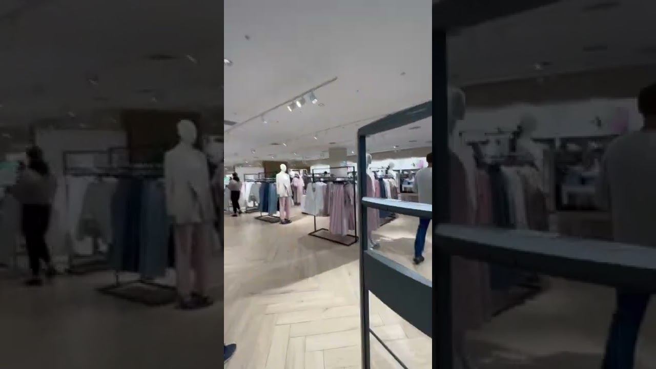 Последние дни H&M с Беларуси! Смотрите какие очереди