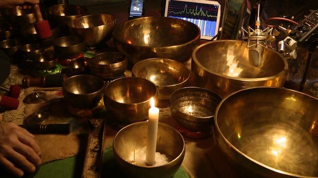 ШАВАСАНА И ЙОГА НИДРА С ПОЮЩИМИ ЧАШАМИ 03