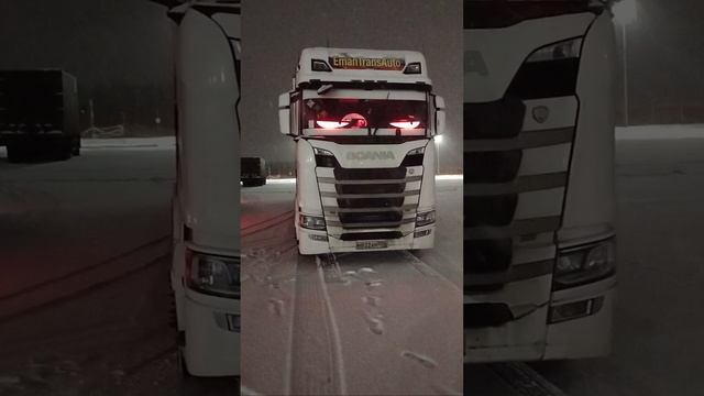 Scania truck. #truck #truckdriver #trucker #travel #дальнобой #truckerlife #тягач #scania