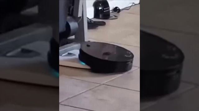 Я даже не знаю как это назвать)
Пылесос, который смог)