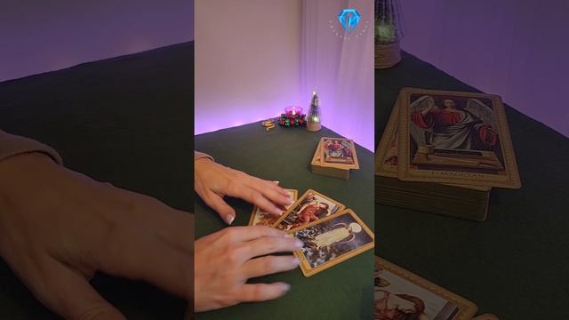 Он СКУЧАЕТ?? 🫣🥹💔 #tarot #tarotreading #tarotcards #tarotonline #viral #short #таро #тарорасклад