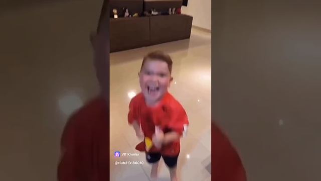 футболист
