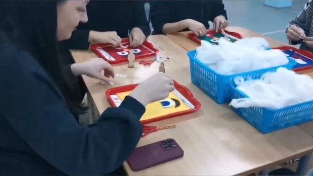 Мастер-класс по изготовлению пособия «Мир эмоций»