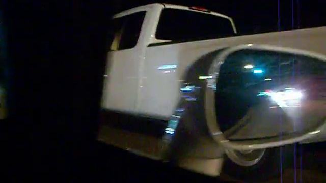 2008 Nissan Titan vs 2009 Pontiac Solstice