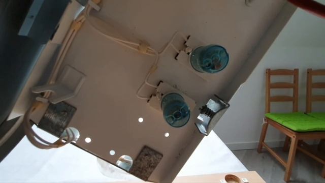 Trilux 9792 - 2x20W fluorescent (low pressure mercury vapor) streetlight fixture from the 80's