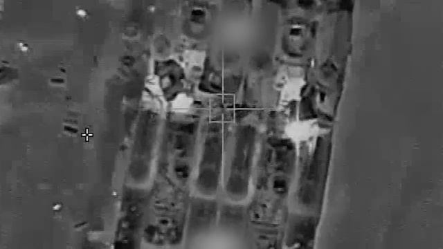 Момент ракетных ударов по сирийским катерам проекта 205ЭР «Москит» в порту Латакии и в бухте Мин...
