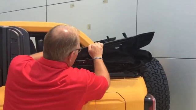 2021 Bronco Walk Around with Rick Ridings | Car Shoping