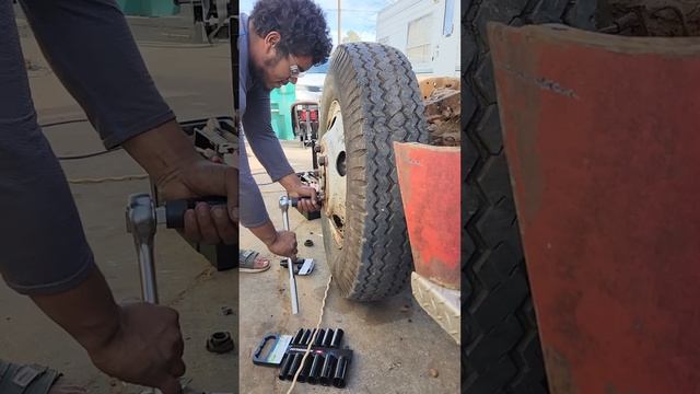 1959 GMC 2 ton! lugnut removal