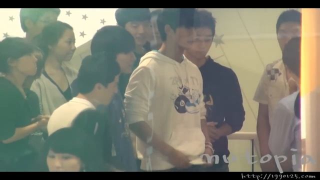 [FANCAM] 100901 Spris 2PM Line Launch - Junho Focus (1)