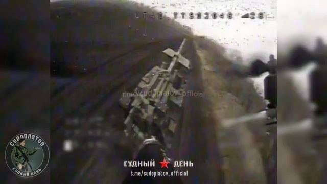 Удар FPV-дроном 'ВТ-40' по французской САУ Caesar 🇷🇺💥👊
