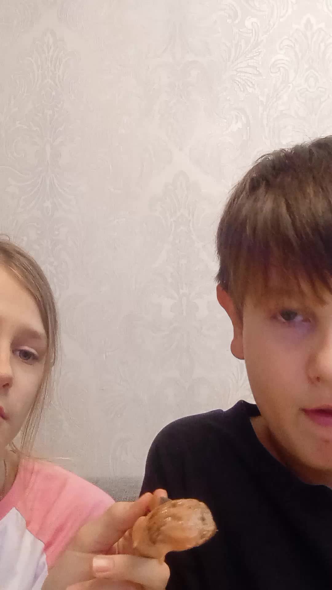 Разговор и едим
