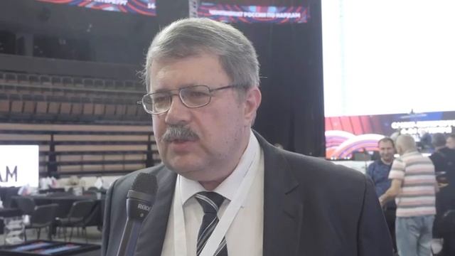 Главный судья ФНР Махнев Владимир Николаевич
