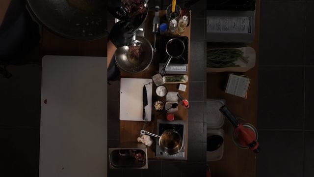 ДИКАЯ КУХНЯ! БИФШТЕКС ИЗ ЛОСЯ