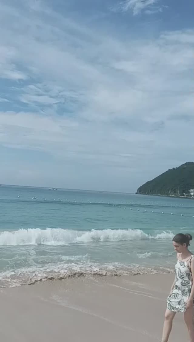 о. Хайнань. г. Санья. Пляж Дадунхай. Погода в сентябре 24