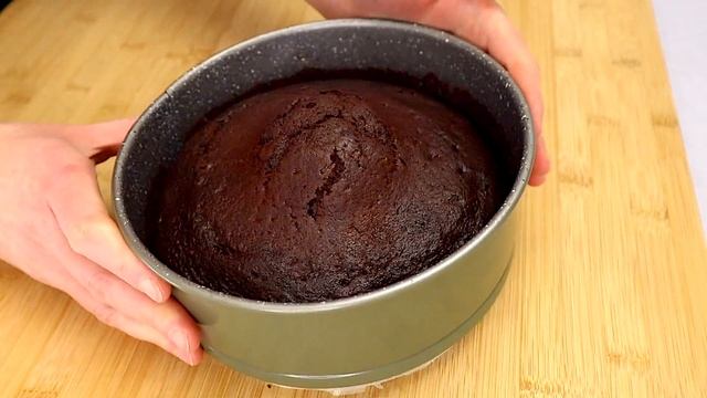 Torta al cioccolato morbida e soffice
