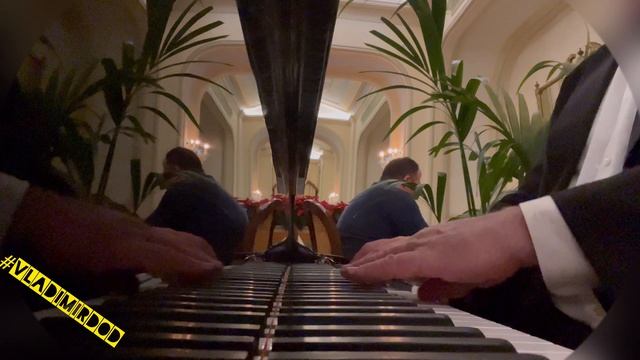 Over the Rainbow - Vladimir Dod - LiveMusicPiano