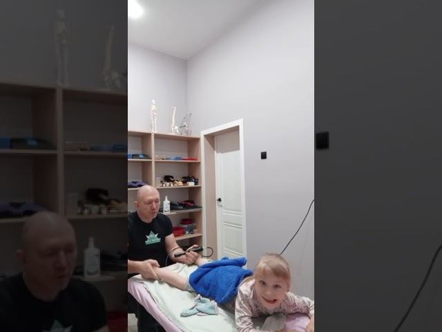 Растяжка и упражнения для здоровья ног и не только: Практика с Полиной. Live трансляция в ВК.