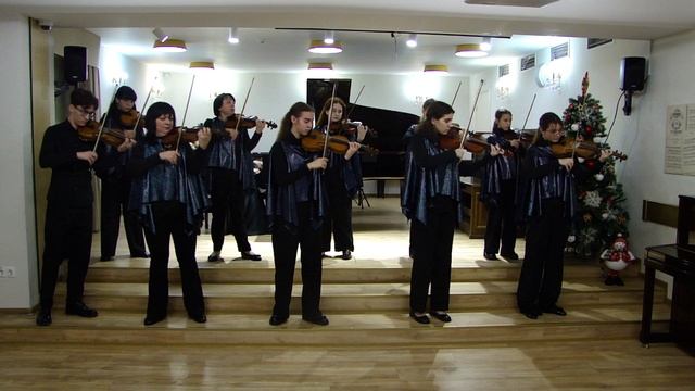 ДШИ № 14 г. Москва. Ансамбль скрипачей "Надежда" А. Шнитке  "Адажио"