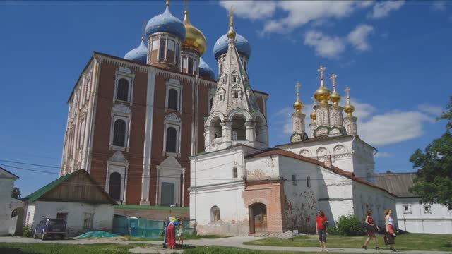 Рязань и Константиново