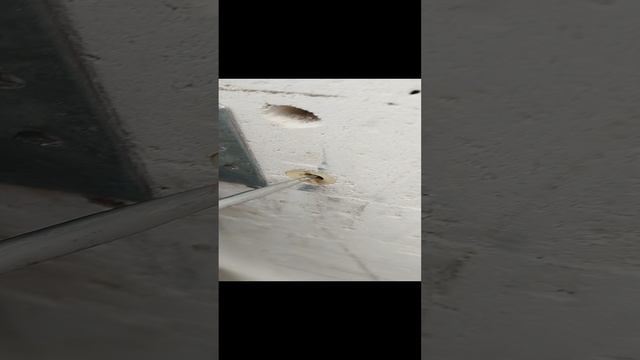 Способ комфортного закручивания дюбеля по газобетогу.