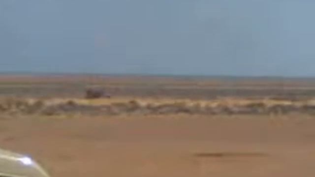 Ливийская армия Каддафи ведёт обстрел позиций боевиков ПНС из РСЗО "Град" | Ливия 2011