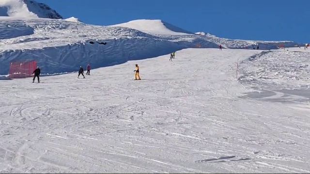 Катаемся на лыжах в Архызе декабрь 2024