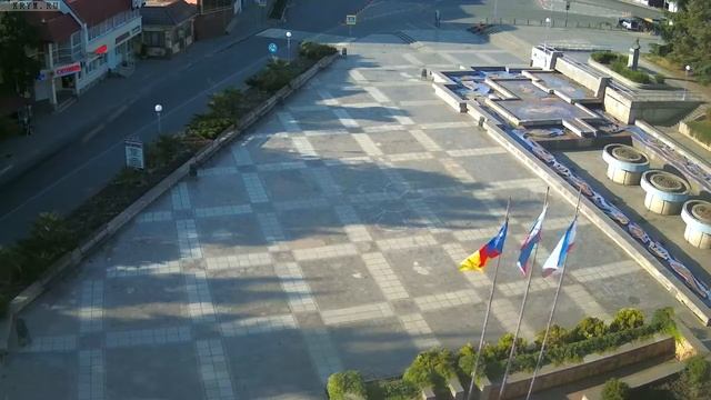 Вебкамера "Площадь Советская". Запись 27.06.2017 07:00:03