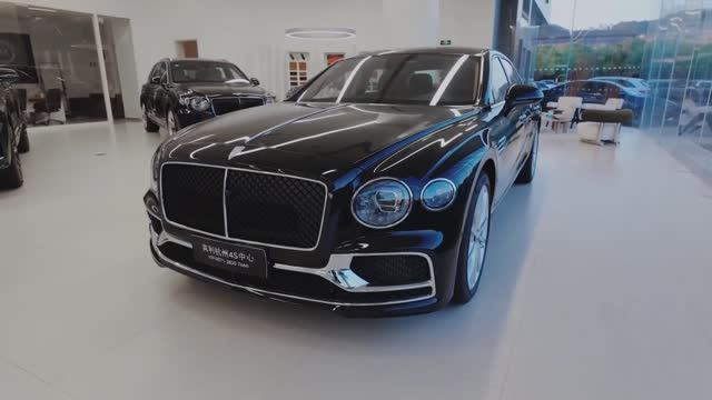 Bentley Flying Spur 2024 Обзор