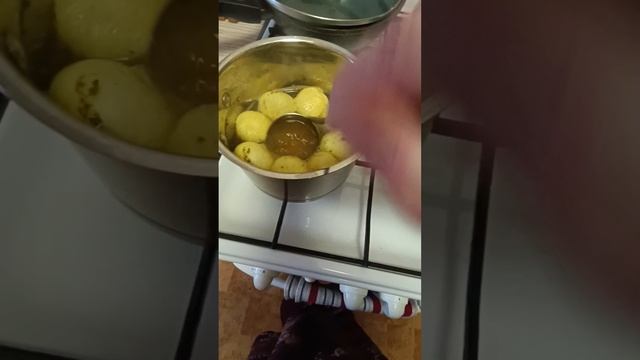 Хинкали, да с бульончиком.....