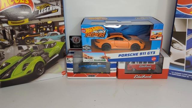 FOUND PREMIUMS, SPRING SET, TEAM TRANSPORTERS......AND THE SUPER CHASE CAMARO!!!!!