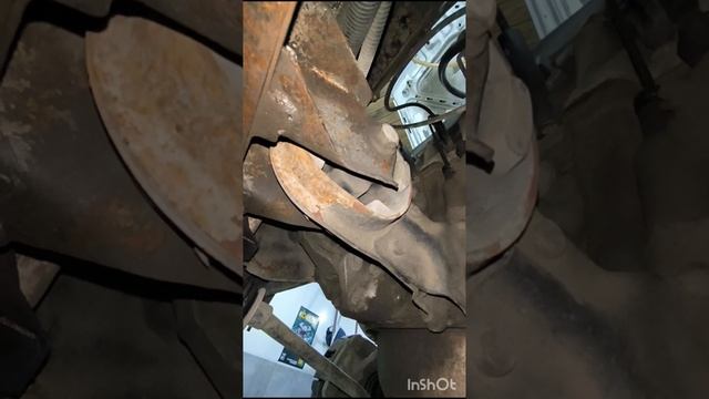 Замена передней подушки 2114