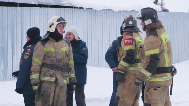 Три человека погибли на пожаре в п. Рощинский