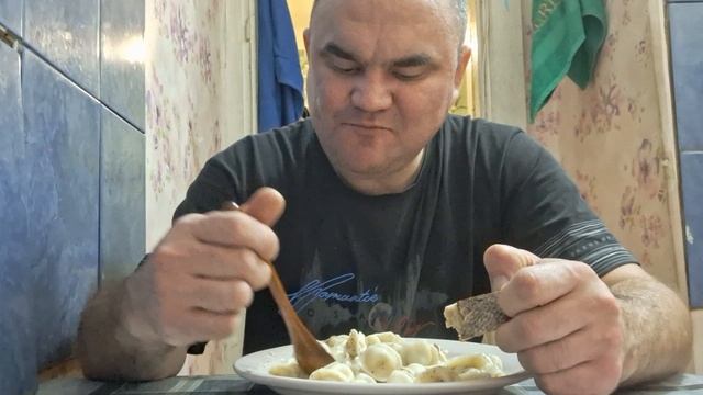 МУКБАНГ/ПЕЛЬМЕНИ