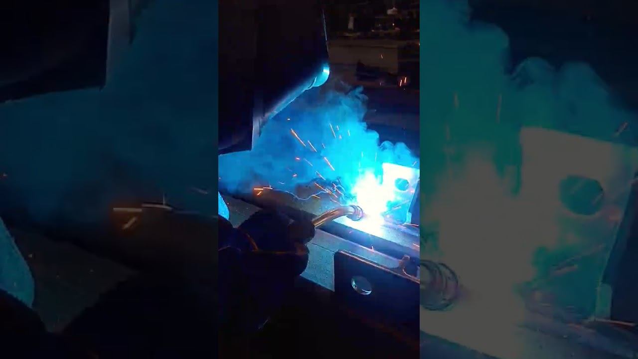 Сварка металлоконструкций#сварщик #welding #сварщик #welder #mig