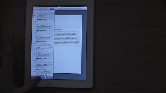 How to easily delete Emails from an iPad