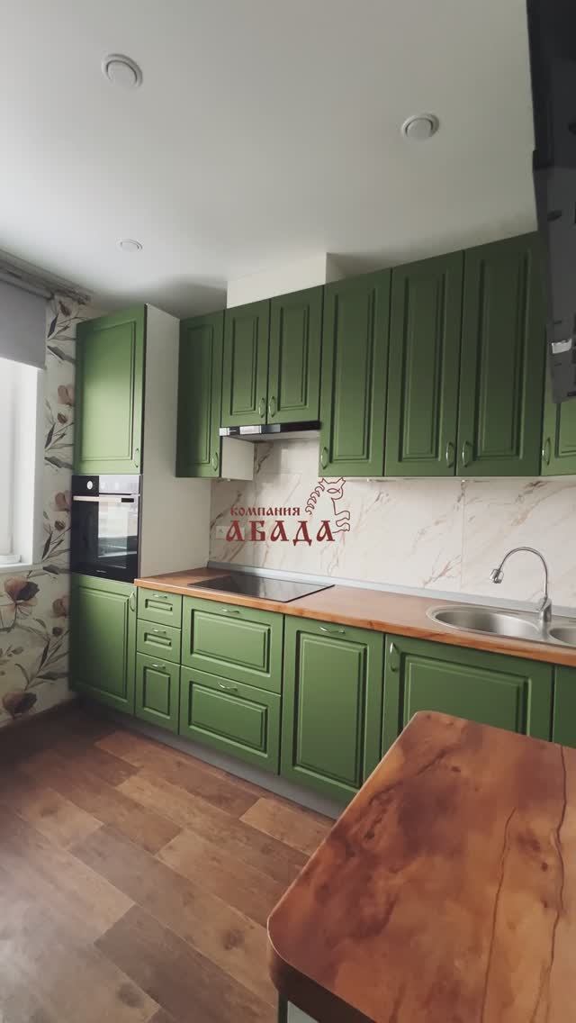 КУХНЯ С ФАСАДАМИ ИЗ ЛМДФ