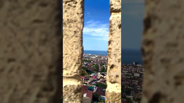 Дагестан, Дербент. Вид из цитадели на Каспий.