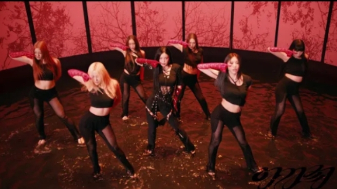 SOOJIN "아가씨 (AGASSY)" Performance Video
