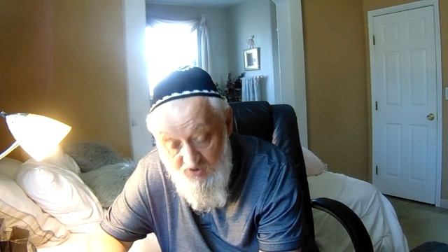 Как же тогда ьы могли быть созданы до материального мира...?(С.Е)