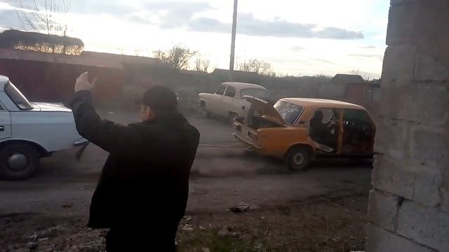 moskvic-vs-jiguli_(videomega.ru)_1.mp4