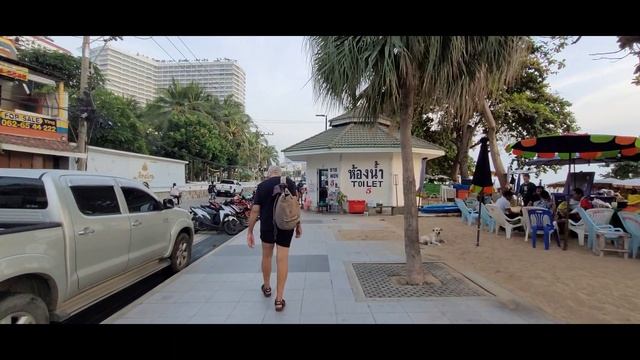 Какой пляж в районе Паттай Парка.