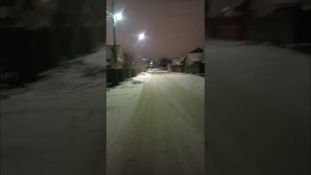 Холодная зимняя ночь, возвращаюсь домой