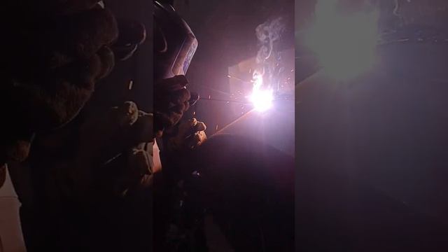 #сварка #сварщик #горидуга